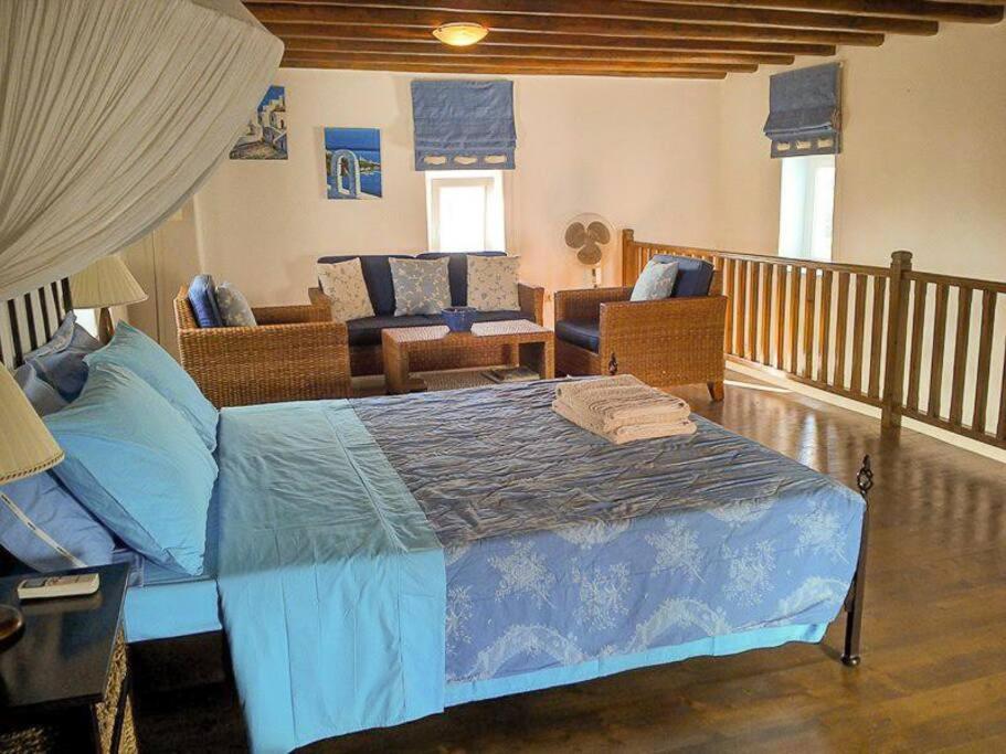 Cozy Cycladic , Close To Holiday home