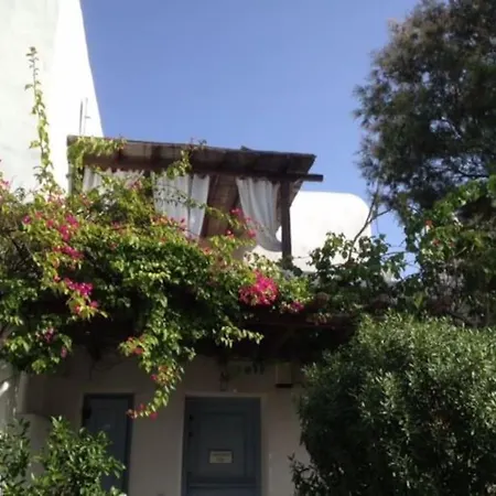 Cozy Cycladic Home , Close To Ornos Beach Exterior photo