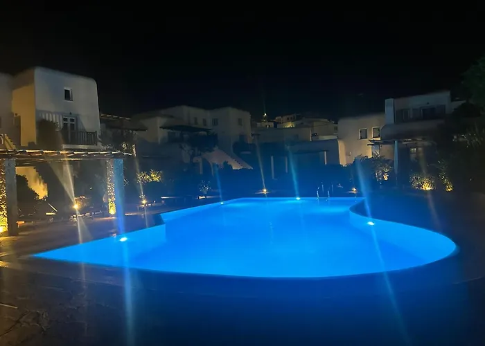 Cozy Cycladic Home , Close To Ornos Beach