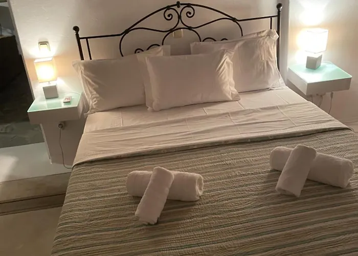 Cozy Cycladic Home , Close To Ornos Beach