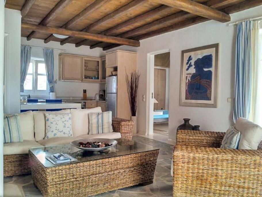 Cozy Cycladic , Close To Hébergement de vacances *