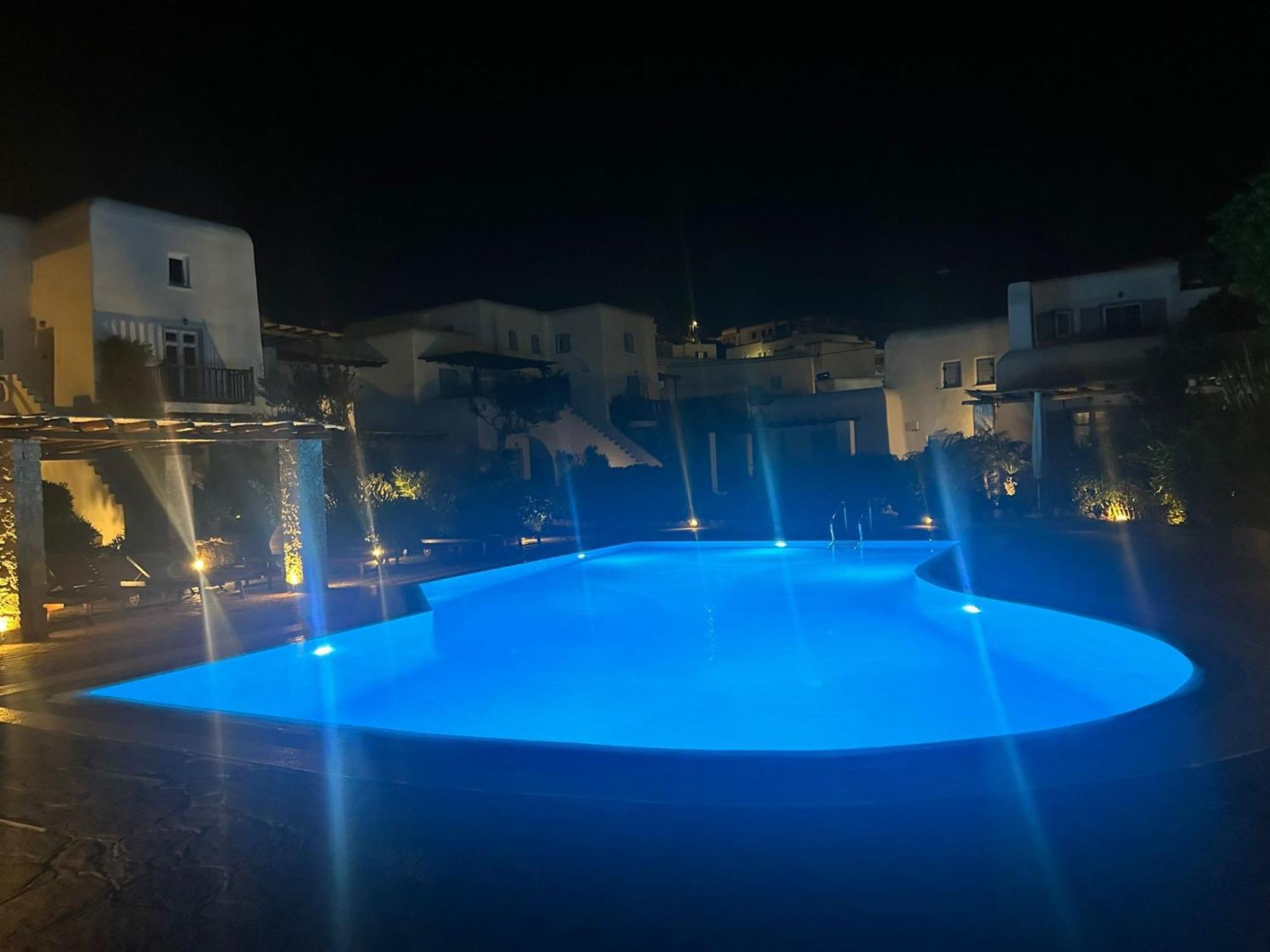 Cozy Cycladic , Close To Holiday home